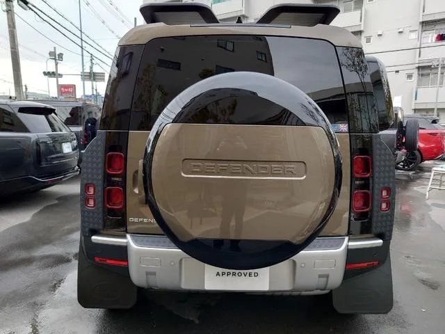 Land Rover Defender 110S D350 2025 — миниатюра 4