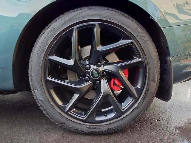 Land Rover Range Rover Sport AUTOBIOGRAPHY P550E 2024 — миниатюра 4
