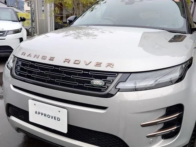 Land Rover Range Rover Evoque AUTOBIOGRAPHY P300E 2024 — миниатюра 2