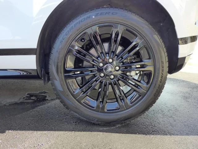 Land Rover Range Rover Evoque DYNAMIC HSE P250 2024 — миниатюра 5