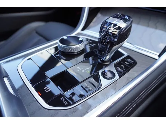 BMW 8 Series 840D X DRIVE GRAN COUPE EXCLUSIVE M SPORT 2023 — миниатюра 2