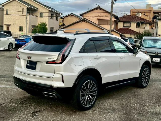 Cadillac CADILLAC XT4 SPORT 2025 — миниатюра 2
