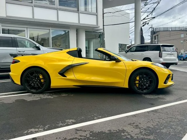 Chevrolet CHEVROLET CORVETTE YELLOW JACKET EDITION 2025 — миниатюра 3