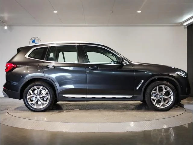 BMW X3 X DRIVE 20D 2022 — миниатюра 3