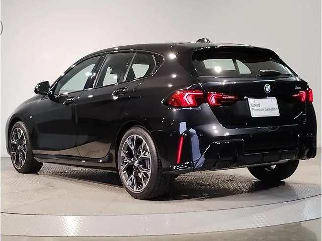 BMW 1 Series 120 M SPORT 2025 — миниатюра 2