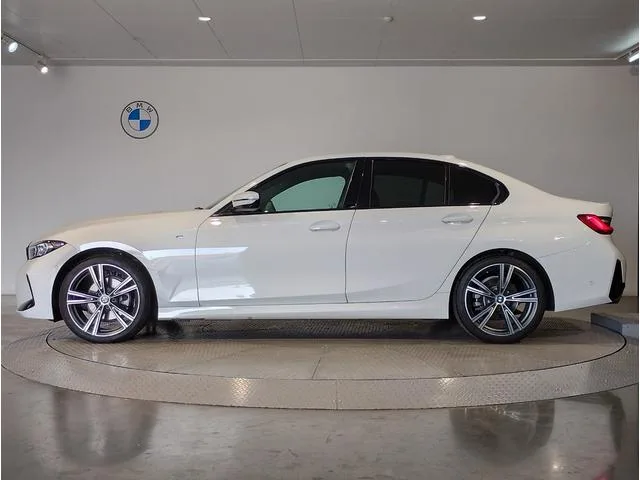 BMW 3 Series 320D X DRIVE M-SPORT EDITION SHADOW 2025 — миниатюра 3