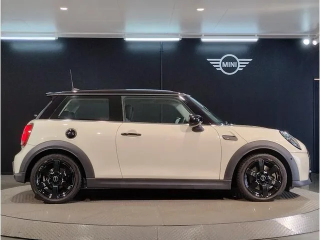 MINI MINI COOPER S CLASSIC TRIM 2023 — миниатюра 3