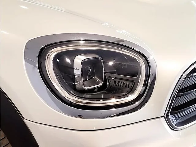 MINI MINI COOPER D CROSSOVER CLASSIC TRIM 2022 — миниатюра 3