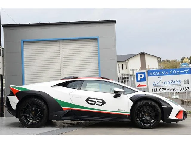 Lamborghini Huracan 2024 — миниатюра 3