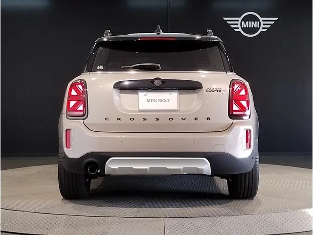 MINI MINI COOPER D CROSSOVER HIGHLANDS EDITION 2023 — миниатюра 2