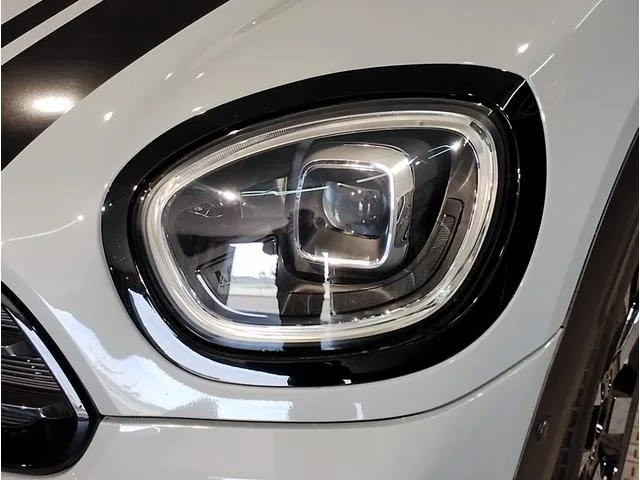 MINI MINI COOPER D CROSSOVER UNTAMED EDITION 2022 — миниатюра 4