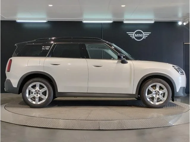 MINI MINI COUNTRYMAN D CLASSIC TRIM 2025 — миниатюра 2