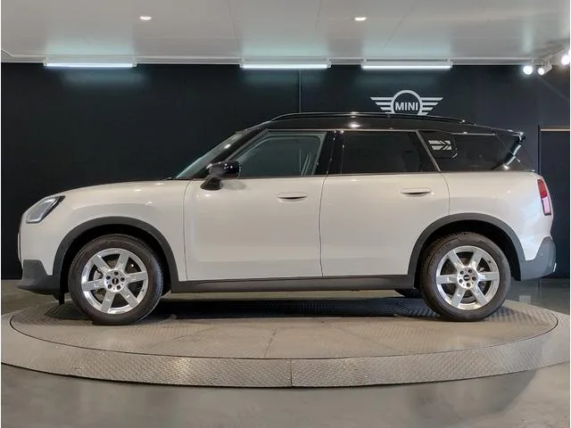 MINI MINI COUNTRYMAN D CLASSIC TRIM 2025 — миниатюра 3