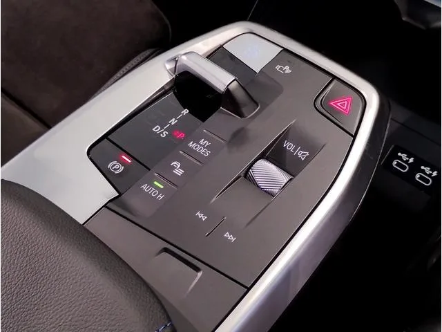 BMW 2 Series 218i ACTIVE TOURER M-SPORT 2023 — миниатюра 5