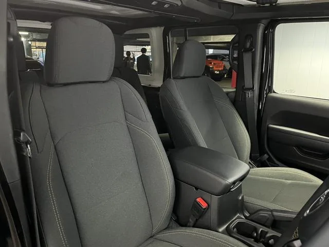 Chrysler Jeep JEEP WRANGLER UNLIMITED SPORT 2025 — миниатюра 2