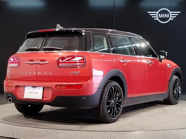 MINI MINI COOPER CLUBMAN PREMIUM PLUS PACKAGE CLASSIC TRIM 2023 — миниатюра 4