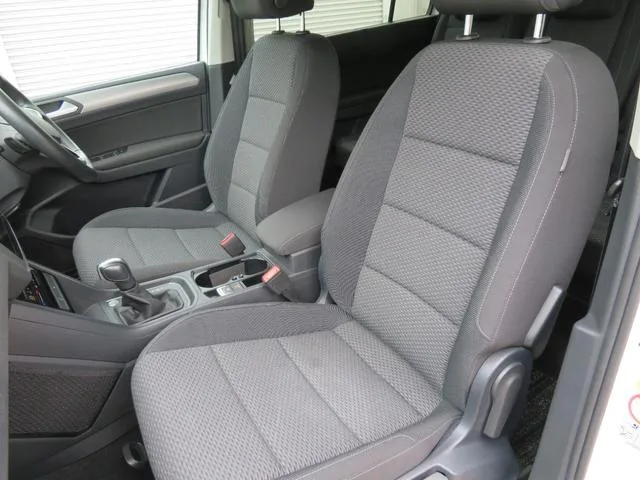 Volkswagen GOLF TOURAN TSI COMFORTLINE 2024 — миниатюра 2