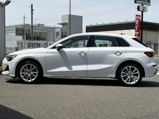 Audi A3 SPORTBACK 30 TFSI ADVANCED 2025 — миниатюра 3