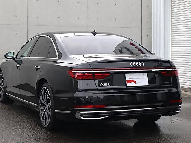 Audi A8 L 60TFSI QUATTRO 2024 — миниатюра 4