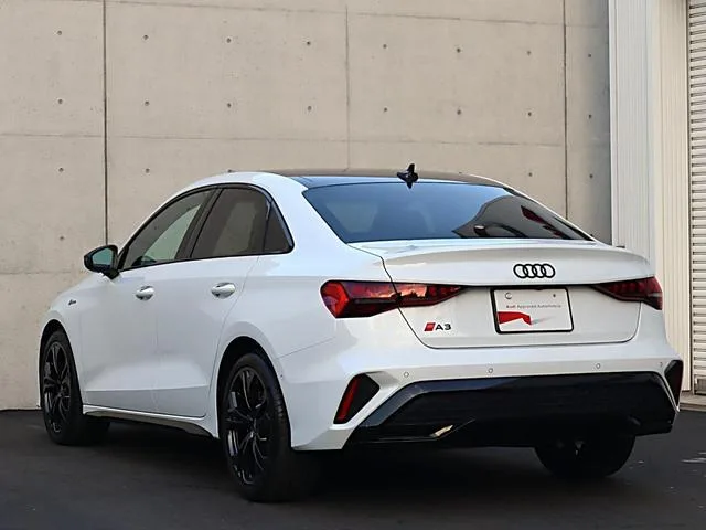 Audi A3 Sedan S LINE 1ST EDITION 2025 — миниатюра 4