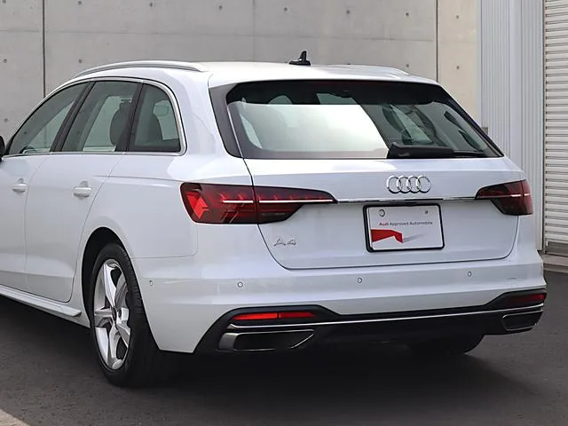 Audi A4 AVANT 35 TDI ADVANCED 2022 — миниатюра 5
