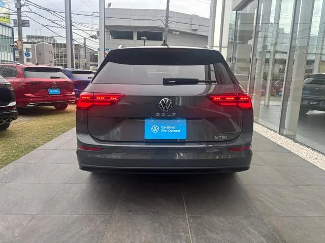 Volkswagen GOLF VARIANT ETSI ACTIVE PLATINUM EDITION 2024 — миниатюра 5