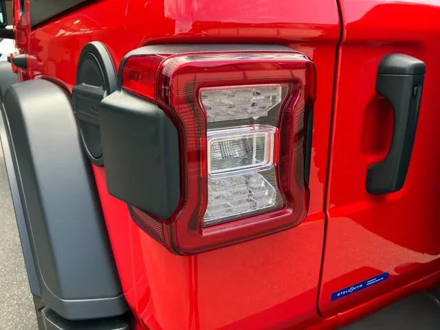 Chrysler Jeep JEEP WRANGLER UNLIMITED RUBICON 2024 — миниатюра 3