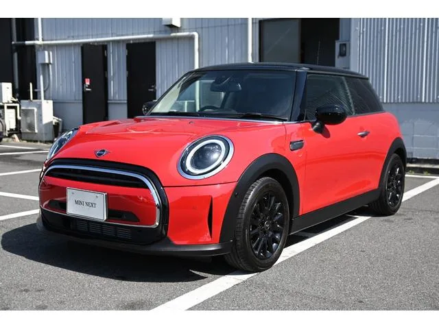 MINI MINI COOPER PREMIUM PLUS PACKAGE ESSENTIAL TRIM 2023 — миниатюра 3