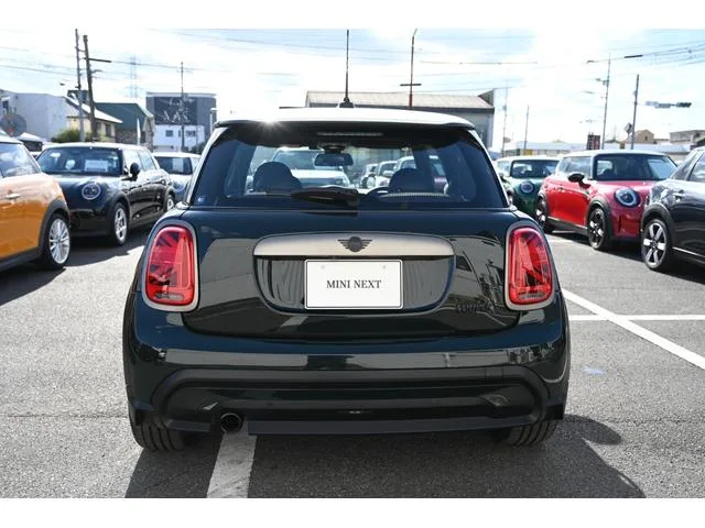 MINI MINI COOPER RESOLUTE EDITION 2023 — миниатюра 2