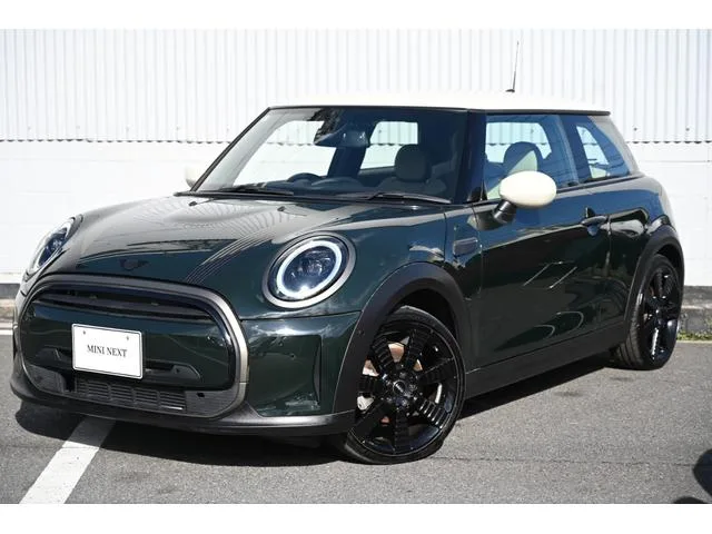 MINI MINI COOPER RESOLUTE EDITION 2023 — фото 1, купить с доставкой в Москву