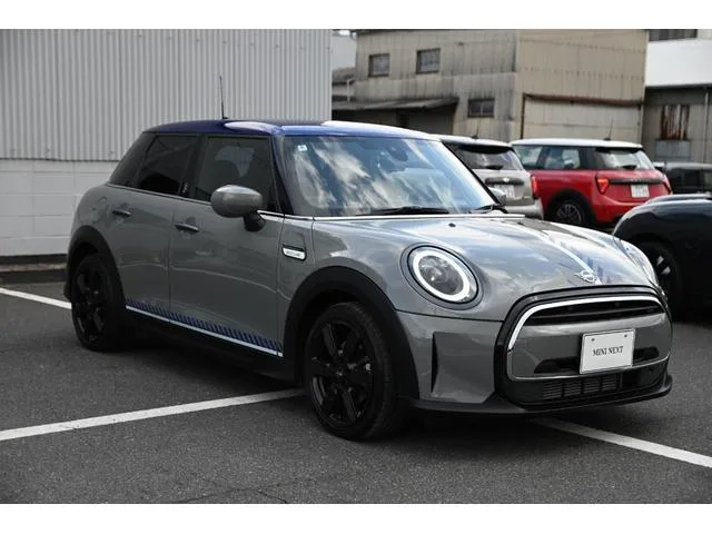 MINI MINI COOPER D BRICK LANE EDITION 2022 — миниатюра 2