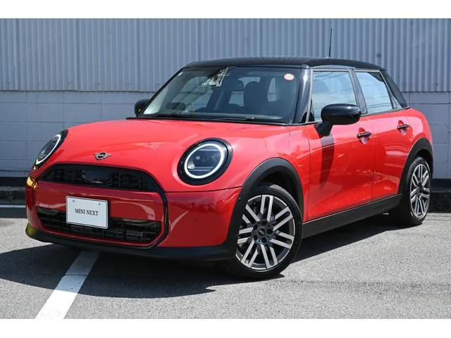 MINI MINI COOPER C CLASSIC TRIM 2025 — фото 1, купить с доставкой в Москву