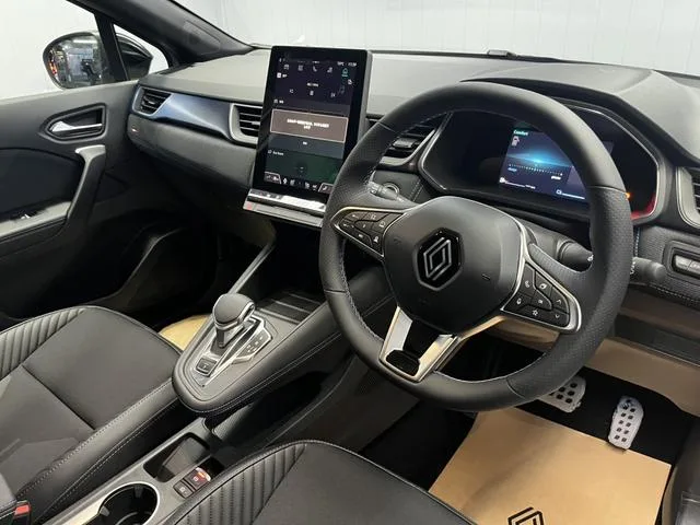 Renault Captur ESPRIT ALPINE FULL HYBRID E-TECH 2025 — миниатюра 2