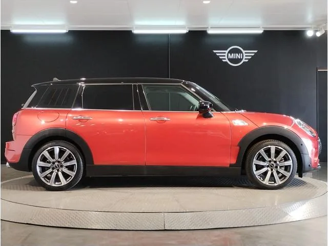 MINI MINI COOPER SD CLUBMAN CLASSIC TRIM 2022 — миниатюра 2
