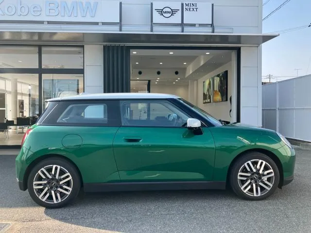 MINI MINI COOPER SE CLASSIC TRIM 2025 — миниатюра 2