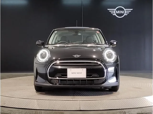 MINI MINI ONE ESSENTIAL TRIM 2023 — миниатюра 3
