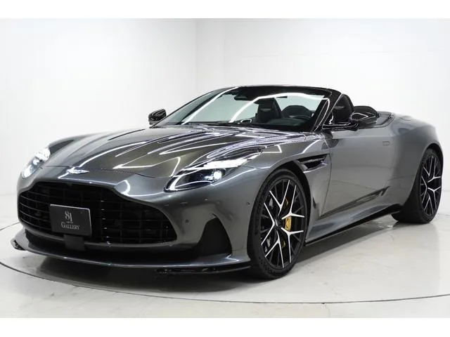 Aston Martin DB12 VOLANTE BASE GRADE 2024 — фото 1, купить с доставкой в Москву