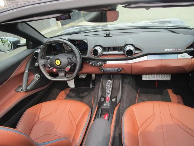 Ferrari 812 GTS 2023 — миниатюра 4