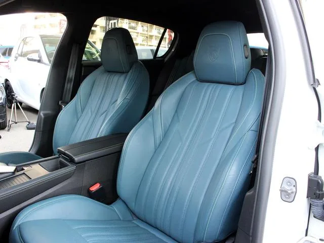Peugeot 308 GT BLUE HDI BLUE NAPPA EDITION 2023 — миниатюра 2
