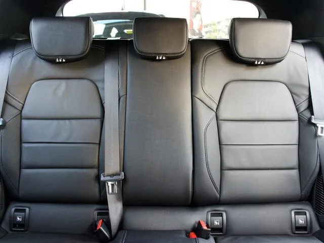 Renault LUTECIA E-TECH FULL HYBRID LEATHER PACK 2023 — миниатюра 4