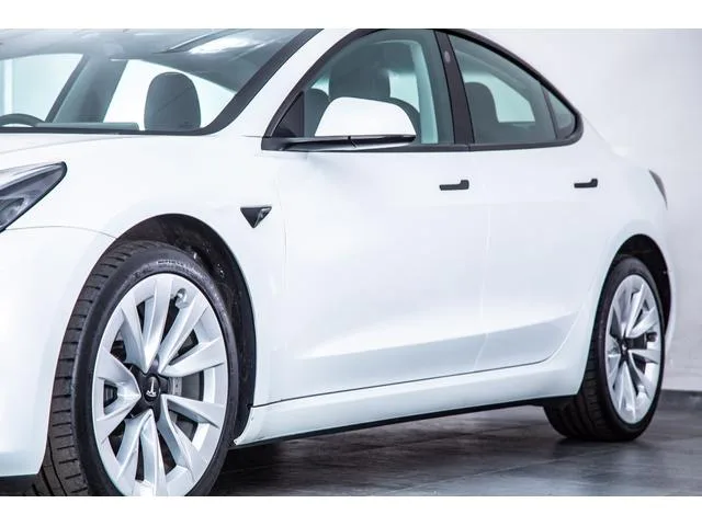 Tesla Model 3 RWD 2022 — миниатюра 5