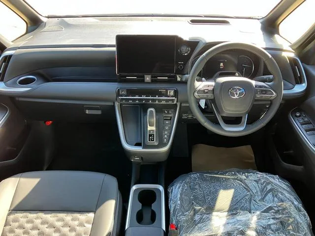Toyota VOXY HYBRID S-Z 2026 — миниатюра 5