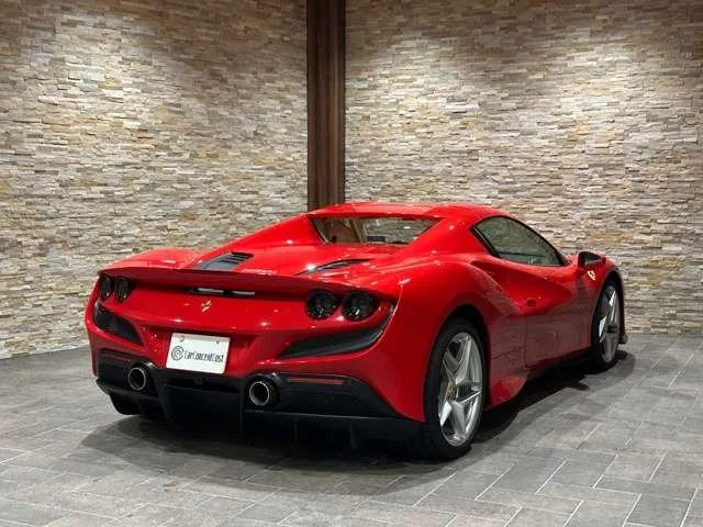 Ferrari F8 Spider BASE GRADE 2022 — миниатюра 2