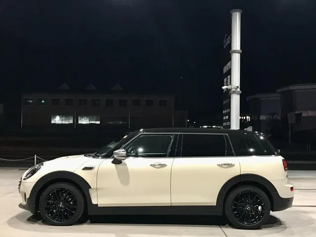 MINI MINI COOPER D CLUBMAN CLASSIC TRIM 2022 — миниатюра 2