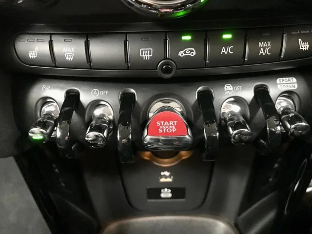 MINI MINI COOPER S PREMIUM PLUS PACKAGE CLASSIC TRIM 2024 — миниатюра 5