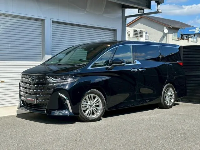 Toyota Alphard Z 2025 — фото 1, купить с доставкой в Москву
