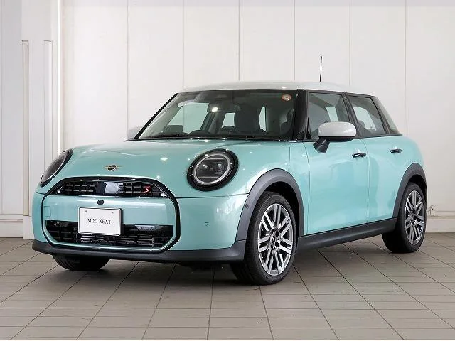 MINI MINI COOPER S CLASSIC TRIM 2025 — фото 1, купить с доставкой в Москву