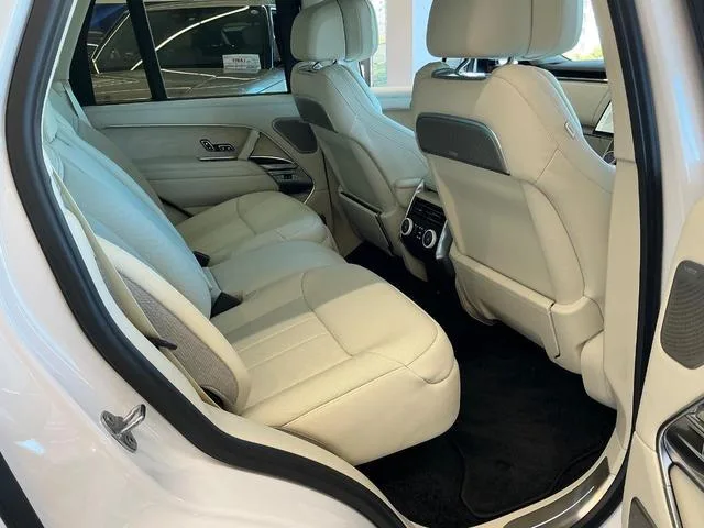 Land Rover Range Rover SV P530 STANDARD WHEELBASE 2023 — миниатюра 5