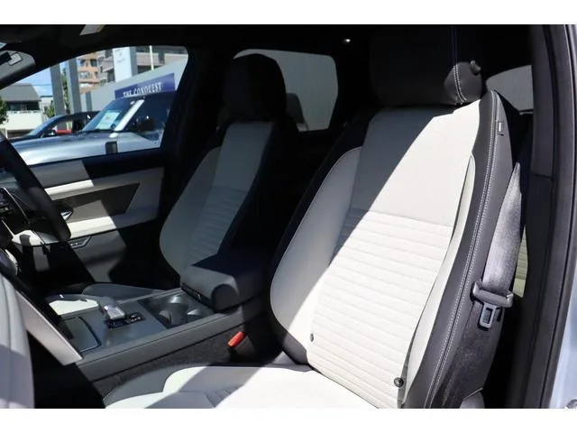 Land Rover Discovery Sport DYNAMIC SE D200 2024 — миниатюра 4