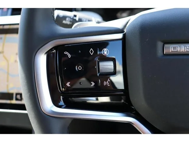 Land Rover Discovery Sport DYNAMIC SE D200 2024 — миниатюра 5